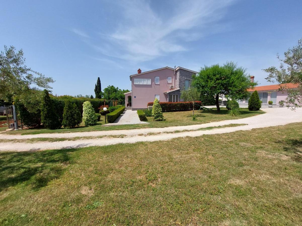 Villa Mattea Galižana Extérieur photo
