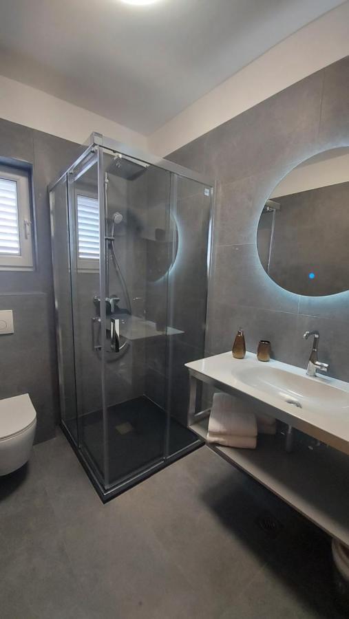 Villa Mattea Galižana Extérieur photo